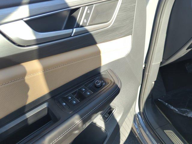 new 2026 Volkswagen Atlas Cross Sport car, priced at $46,226
