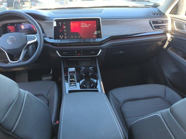 new 2025 Volkswagen Atlas car, priced at $43,334