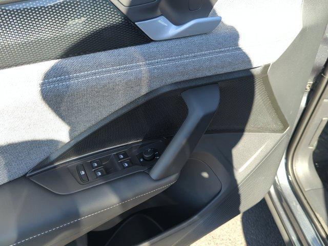 new 2026 Volkswagen Tiguan car, priced at $31,862