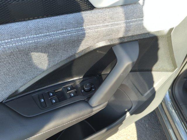 new 2025 Volkswagen Tiguan car, priced at $28,465