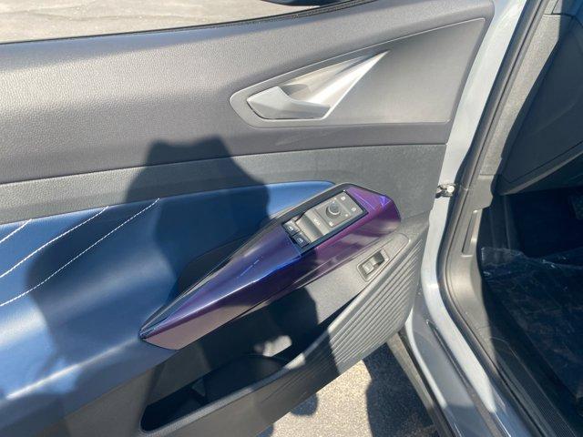 new 2025 Volkswagen ID.4 car, priced at $47,176
