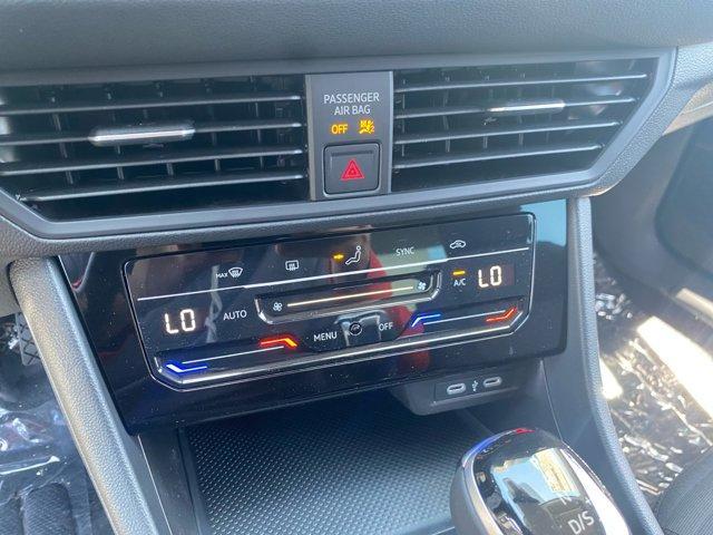 new 2025 Volkswagen Jetta car, priced at $23,689