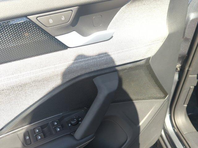 new 2025 Volkswagen Tiguan car, priced at $28,465