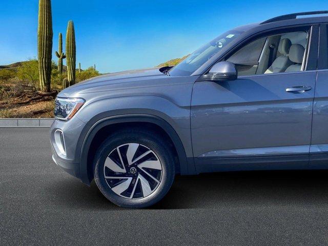 new 2024 Volkswagen Atlas car, priced at $40,039