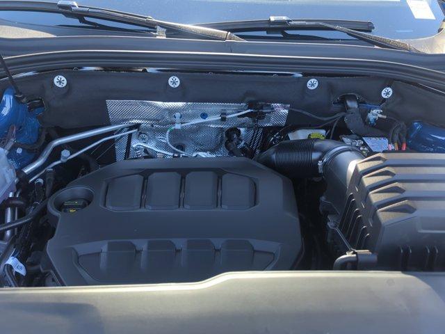 new 2026 Volkswagen Atlas Cross Sport car, priced at $45,621