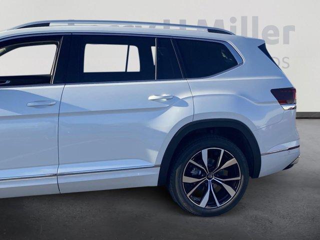 new 2025 Volkswagen Atlas car, priced at $53,579