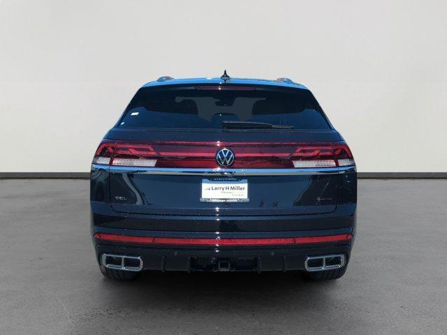 new 2026 Volkswagen Atlas Cross Sport car, priced at $54,176