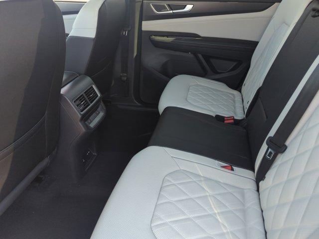new 2026 Volkswagen Atlas Cross Sport car, priced at $54,176
