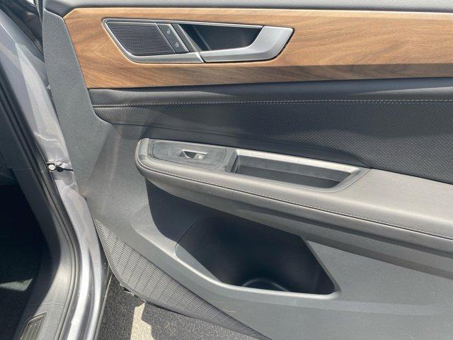 new 2025 Volkswagen Atlas car, priced at $43,039