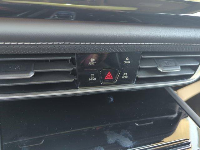 new 2025 Volkswagen Atlas car, priced at $49,244