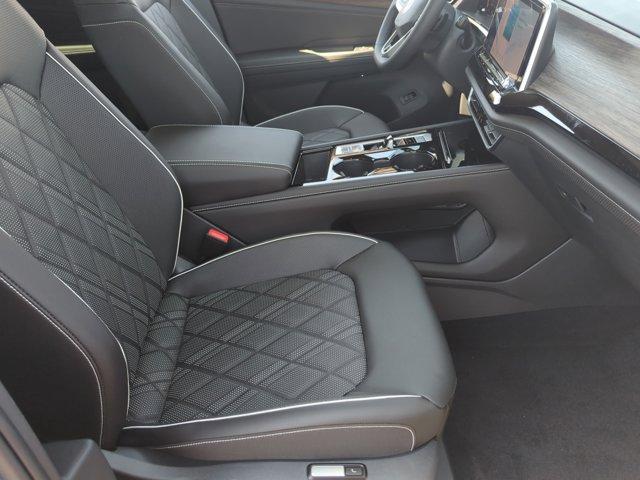 new 2025 Volkswagen Atlas car, priced at $49,244