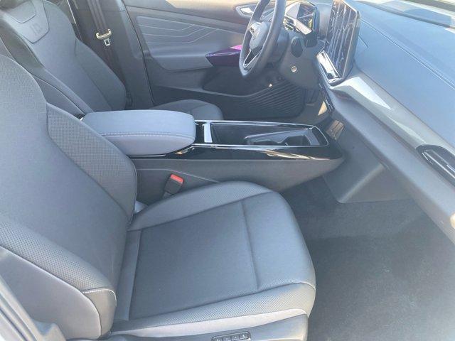 new 2025 Volkswagen ID.4 car, priced at $47,631