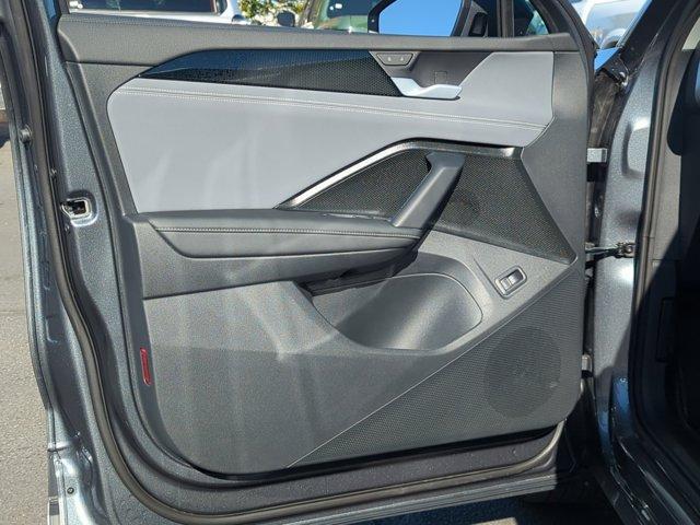 new 2026 Volkswagen Tiguan car, priced at $33,662