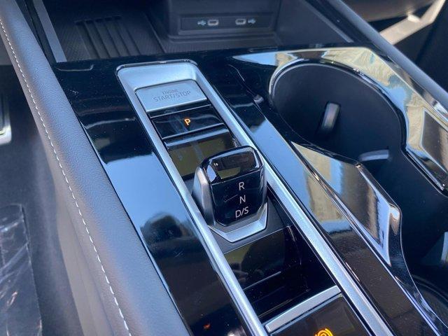 new 2025 Volkswagen Atlas car, priced at $54,804