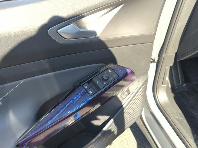 new 2025 Volkswagen ID.4 car, priced at $45,276
