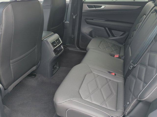 new 2026 Volkswagen Atlas Cross Sport car, priced at $42,812