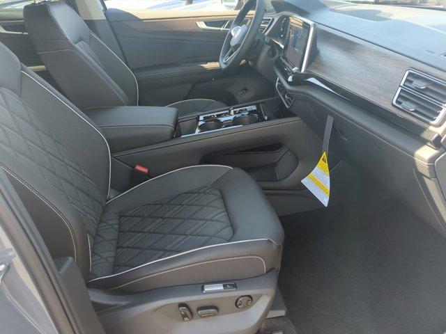 new 2026 Volkswagen Atlas car, priced at $54,804