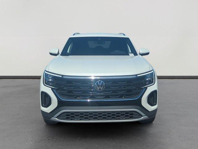 new 2026 Volkswagen Atlas Cross Sport car, priced at $43,407