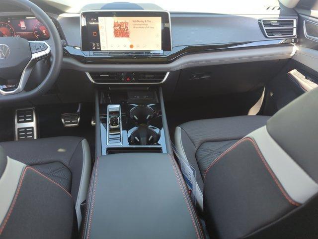 new 2026 Volkswagen Atlas car, priced at $48,003