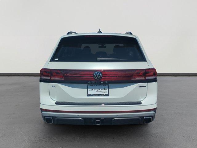 new 2026 Volkswagen Atlas car, priced at $48,003