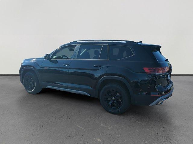 new 2025 Volkswagen Atlas car, priced at $42,393