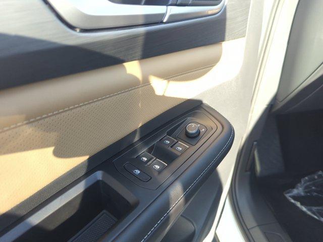 new 2026 Volkswagen Atlas Cross Sport car, priced at $36,750