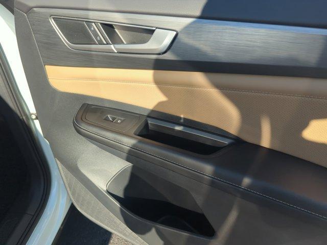 new 2026 Volkswagen Atlas Cross Sport car, priced at $36,750