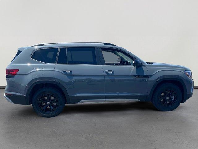 new 2025 Volkswagen Atlas car, priced at $43,514
