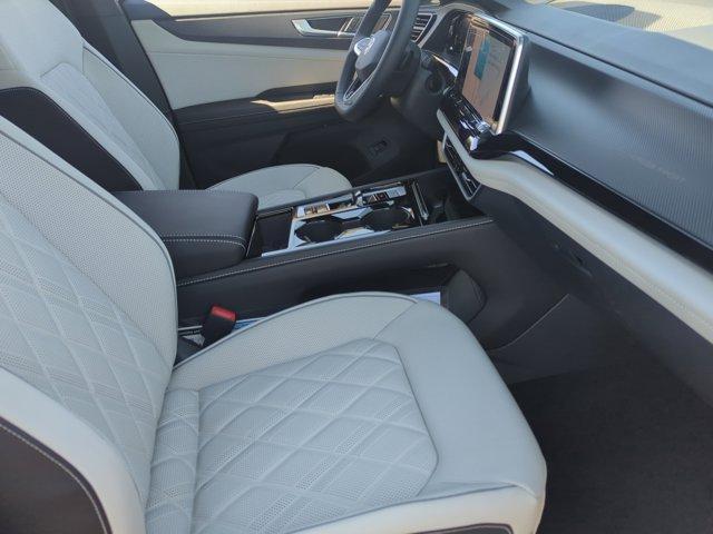 new 2026 Volkswagen Atlas Cross Sport car, priced at $53,676