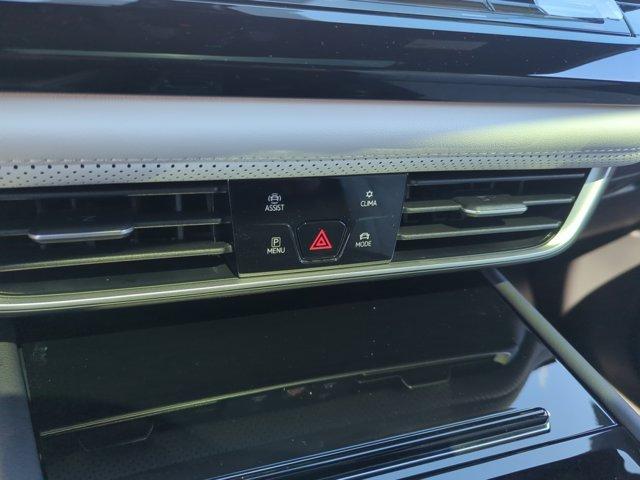 new 2026 Volkswagen Atlas Cross Sport car, priced at $53,676