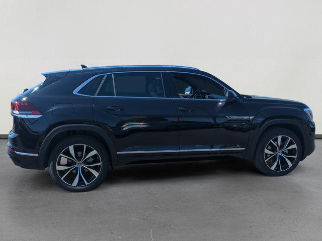 new 2026 Volkswagen Atlas Cross Sport car, priced at $53,676