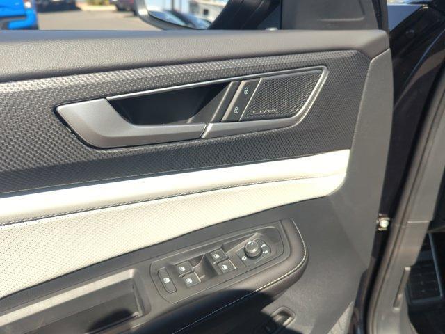 new 2026 Volkswagen Atlas Cross Sport car, priced at $53,676