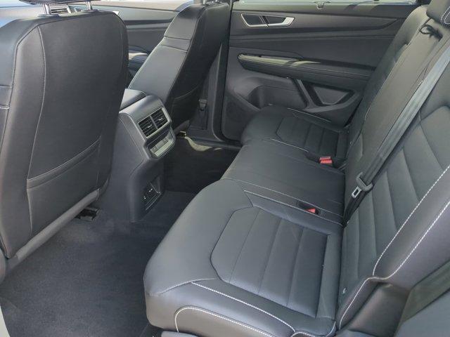 new 2026 Volkswagen Atlas Cross Sport car, priced at $48,897