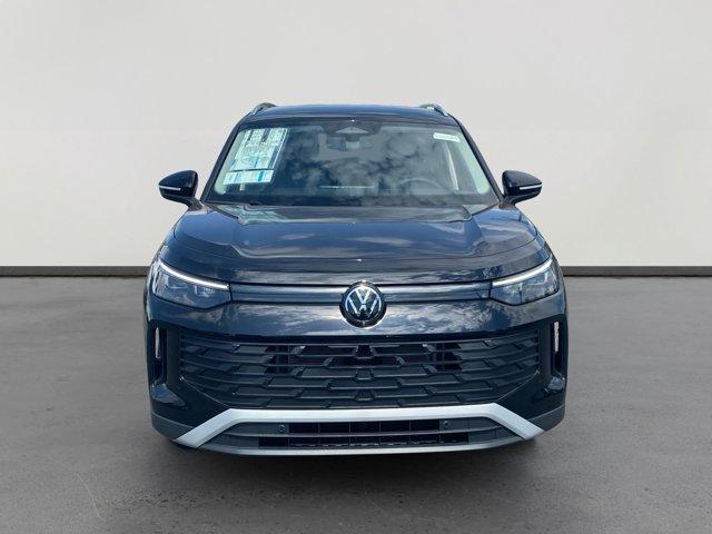 new 2025 Volkswagen Tiguan car, priced at $29,689