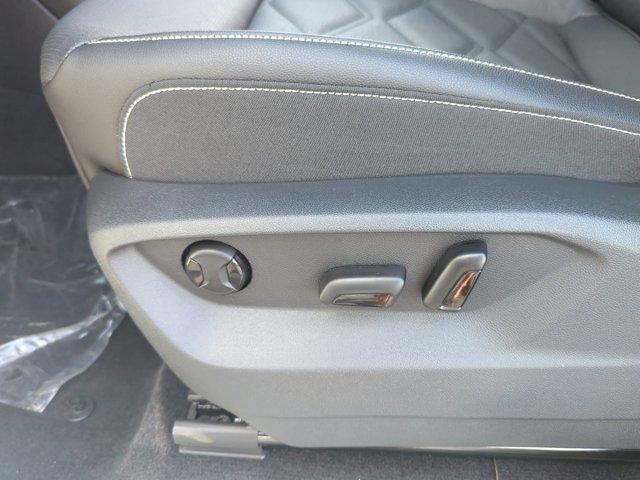 new 2026 Volkswagen Atlas car, priced at $46,473