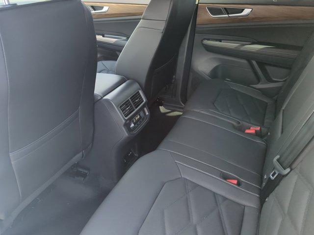 new 2026 Volkswagen Atlas car, priced at $46,473