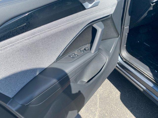 new 2025 Volkswagen Tiguan car, priced at $31,003