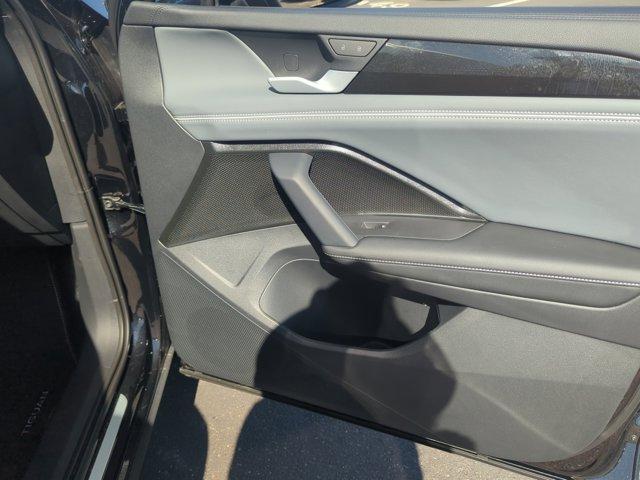 new 2025 Volkswagen Tiguan car, priced at $40,058