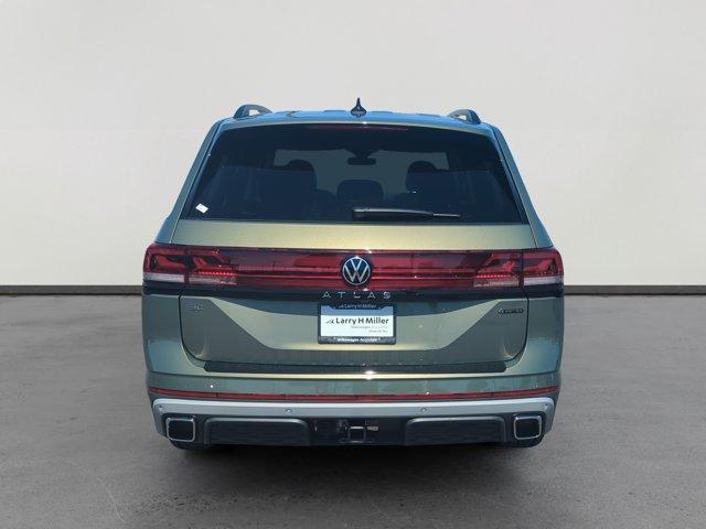 new 2025 Volkswagen Atlas car, priced at $46,059