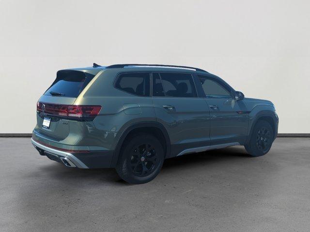 new 2025 Volkswagen Atlas car, priced at $46,059
