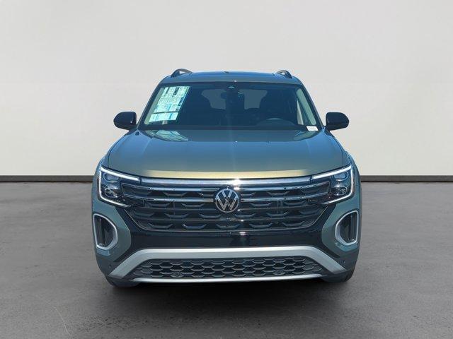 new 2025 Volkswagen Atlas car, priced at $46,059