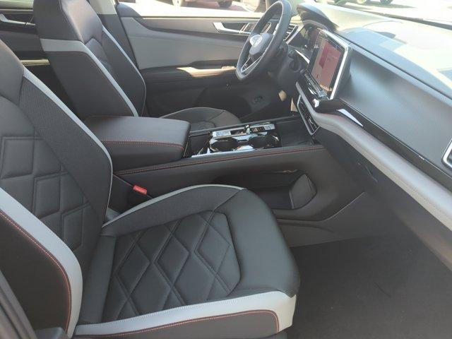 new 2025 Volkswagen Atlas car, priced at $46,059