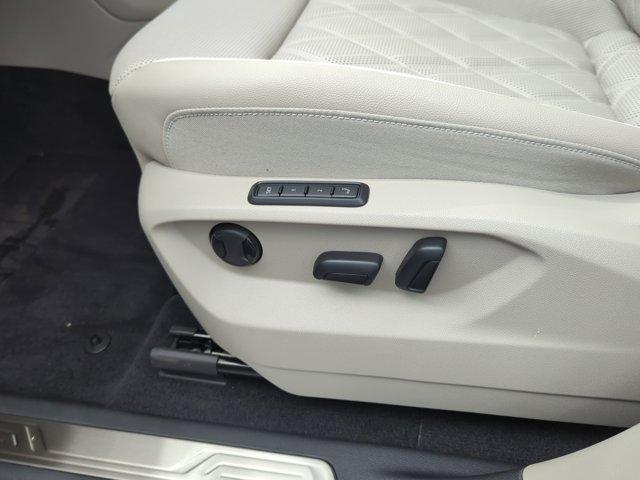 new 2026 Volkswagen Atlas car, priced at $53,831