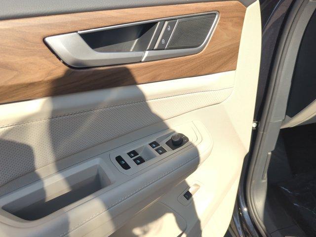 new 2026 Volkswagen Atlas car, priced at $44,418