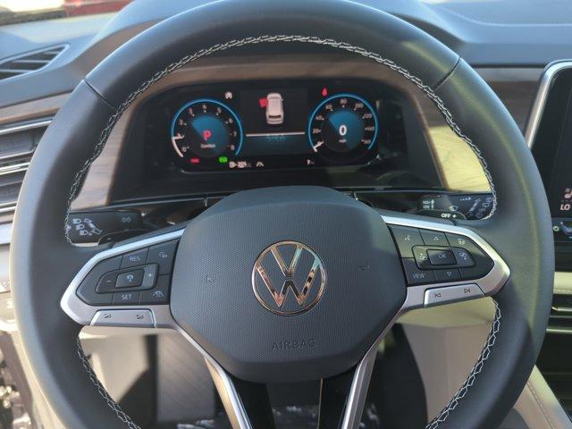 new 2026 Volkswagen Atlas car, priced at $44,418