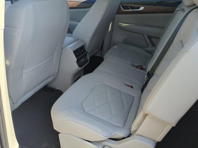 new 2026 Volkswagen Atlas car, priced at $44,418