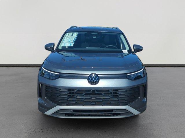 new 2025 Volkswagen Tiguan car, priced at $32,577