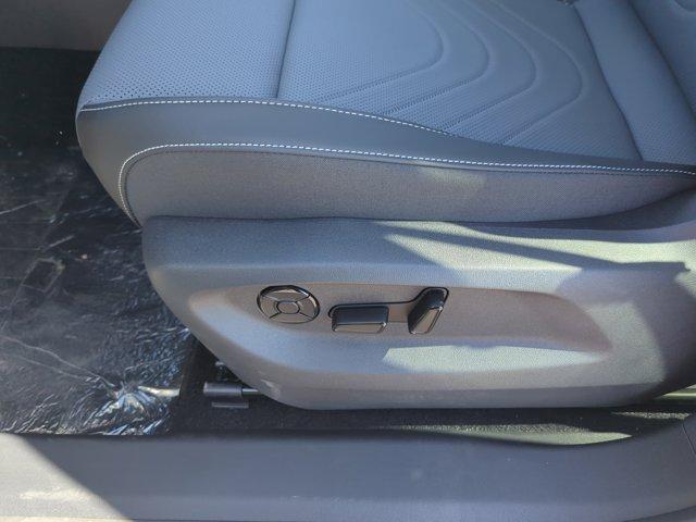 new 2025 Volkswagen Tiguan car, priced at $32,577