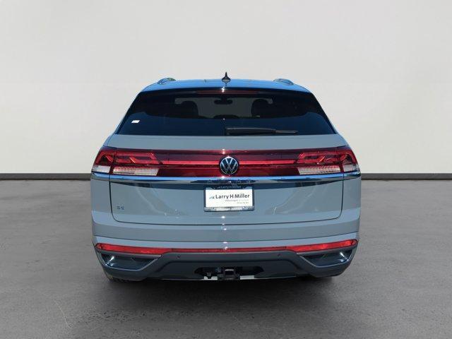 new 2026 Volkswagen Atlas Cross Sport car, priced at $44,875