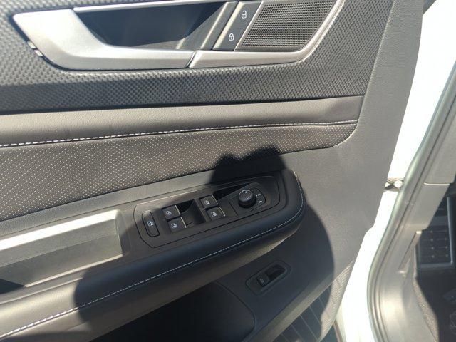 new 2026 Volkswagen Atlas Cross Sport car, priced at $51,301